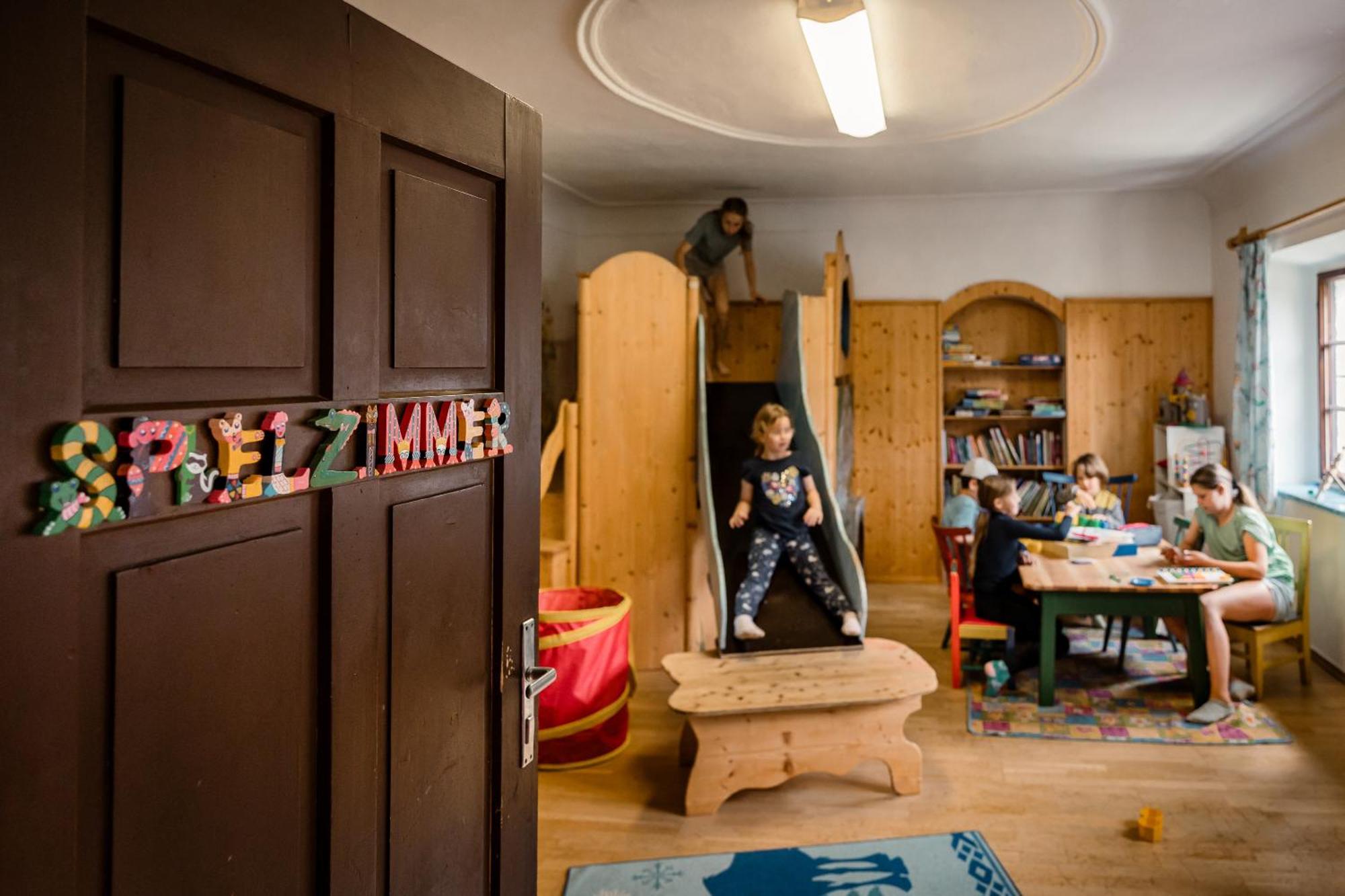 Familienbauernhof Glawischnig-Hofer Villa กมุนด์ อิน คาร์นเทิน ภายนอก รูปภาพ